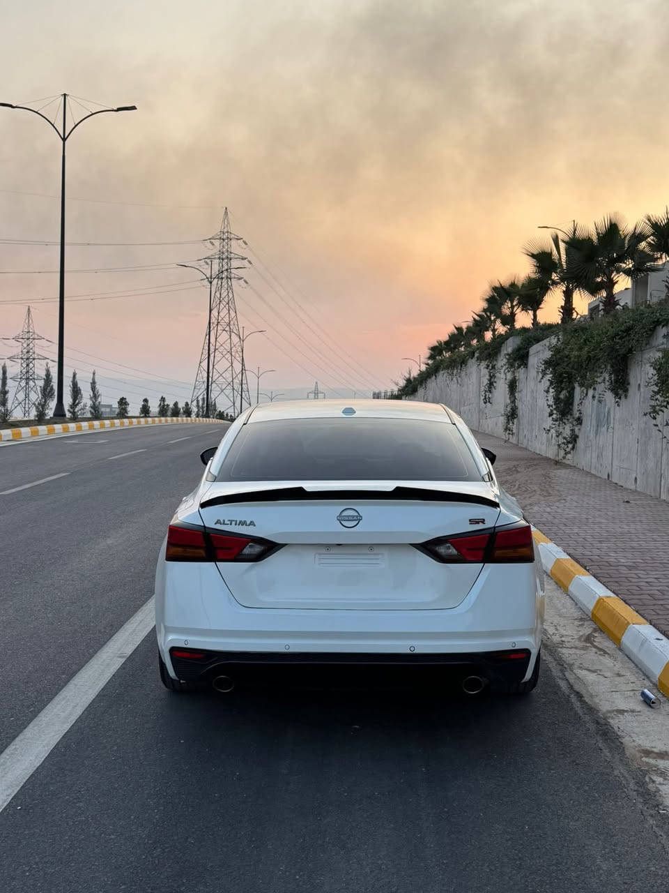 Nissan altima SR 2024 
ماشيه 10 الف ميل 
مكان صبغ موضح بلمنشور 
شويه صبغ بلصندوق فقط 
بدون دواخل 
بدون ايرباك 
سياره بدون رقم تترقم شمالي 
صور الحادث بلمنشور 

السعر180 $ بدون رقم

***********
