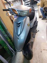 دراجه اكزز نوزل ياباني للبيع الدراجه حلوه ونضيفه بس بيه صوت بل كلج الد...