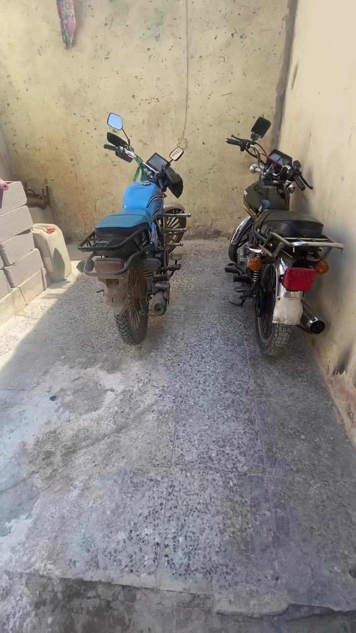 السلام عليكم حبايب أيراني موديل 20 بدون أوراق دراجه مجفته قبل سبوع كهربائيات شغاله نكره سلف و هندر سعر 400 مكاني بغداد حي اور رقم هاتف *********** مو شراي لا ايراسلني
