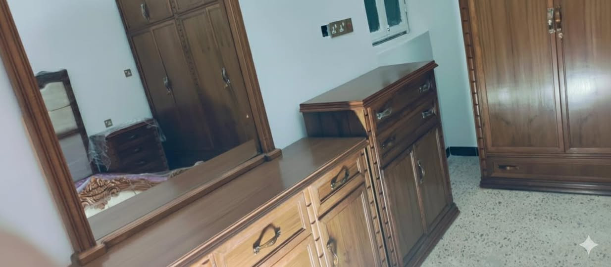 غرفه صاج عراقي 5 ملم شغل درجه اولى غير مستعمله جديد السعر مليونين و100 وبيها مجال
***********
