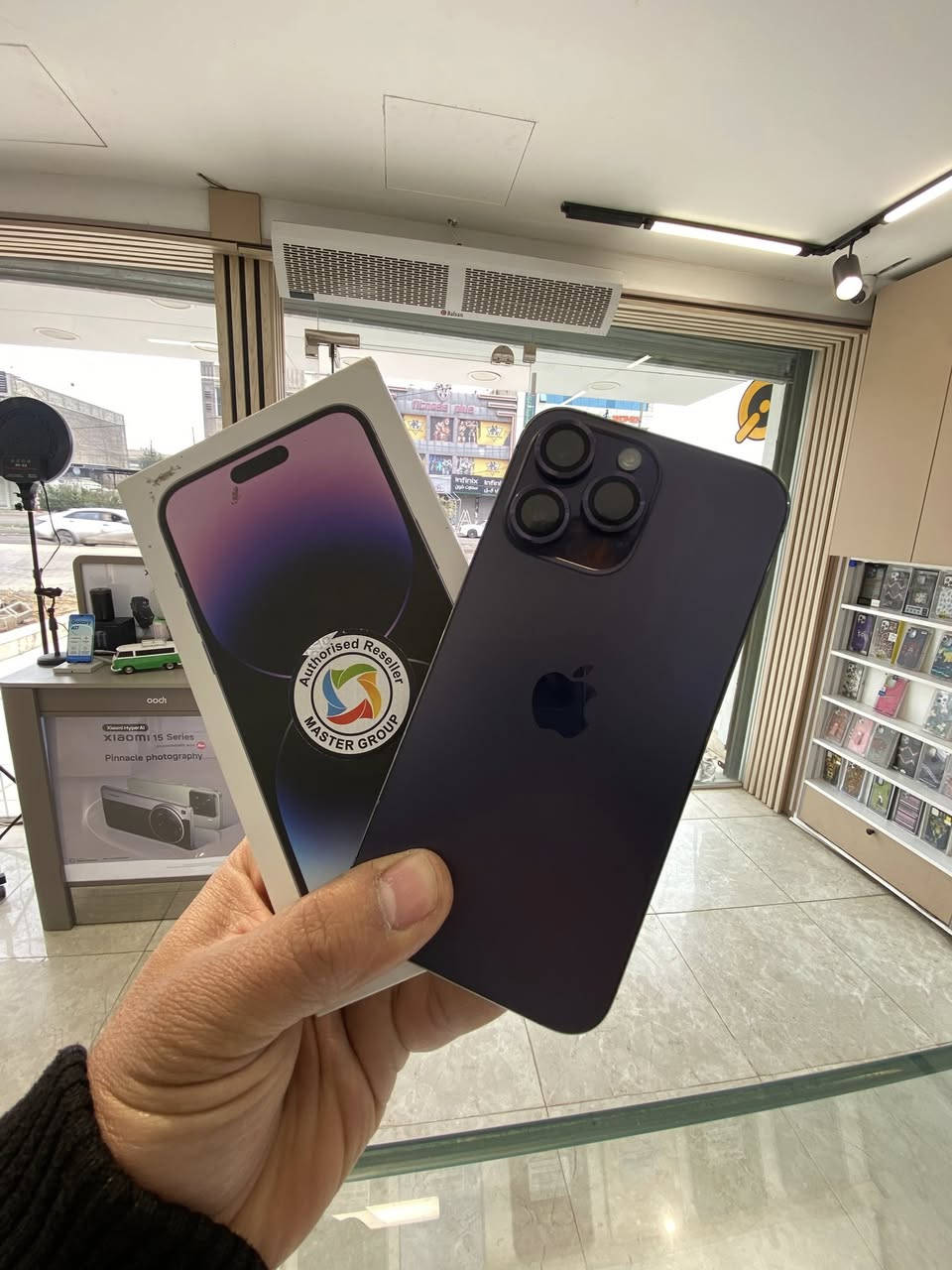 14 برو ماكس ماستر 256 والبطارية 🔋97‎%‎ مستعمل نضيف السعر 🥹950 الف بغداد الاعلام ***********
