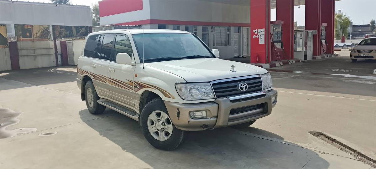 مونیکامودیل 2000رە قە م اسڵی دوبارجە ی بویاخە سە یارە کە زورخاوینە ناوزە ردە سە لاجە دە بل ئیرباک کیرعادی جوارتایە ی نوی لە بنە کیربە شە رت مە کینه بە شە رت تە قە ورە قە بە شە رت هە موشتیکی بە شە رتە سعری 145ورقە ناونیشان هە ولیر***********
