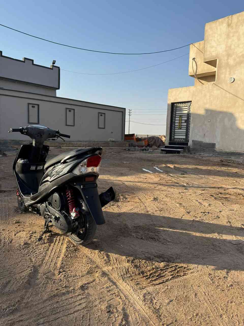 السلام عليكم ماكس عدله للبيع ممفتوح بيها برغي كفاله مختمه كهربايات كامله كلشي شغال سعرها 850 وبيها مجال قليل مكاني بصره رقمي واتساب ***********
