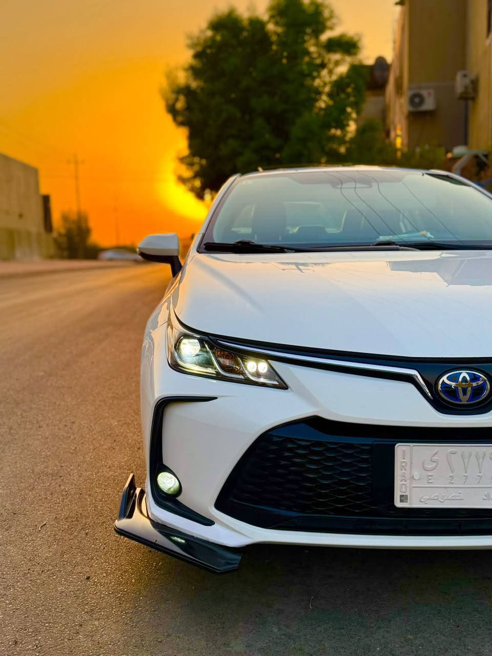 سلام عليكم كورلا 2023 فول 
السعر 147 
مواصفات هايبرد شكل الخليجي
مكفولة كفالة عامة من الصبغ فقط بارد قليل كلش  ورصعتين بل كمارة ممبينات شرط سونار  موضحهن بل صور  ماشية 59 غراضها ولدوسات بعدهن ما مفتوحات  سيارة جديدة كلش بحالة وكالة على ايدي من زيرو لحد الان 
🔹فتحة 
🔹دخول ذكي بدون مفتاح 
🔹بصمة ابواب 
🔹اشاير بل مري 
🔹لايت زينون +كشافات زينون 
🔹ماطور لايت (يصعد وينزل )
🔹اوتو لايت عالي
🔹اوتو هولد 
🔹سايد بريك بصمة ذكي 
🔹زر EV  
🔹وضعيات قيادة 
🔹داخل جلد لونين ماروني + اسود
🔹دركة خياط 
🔹بك لايت لد +سبايدر 
🔹تبريد ❄️ ثلج  قطعتين 
🔹اكواب حار بارد 
🔹شاشة كار بلي بلوتوث 
🔹عدادات دجتل 
🔹قيادة ذاتية +رادار 
🔹تحذير عند خروج عند مسار +بريك ذاتي عند حاجة 
🔹منافذ طاقة امامية وخلفية 
🔹ويل كب 
مكاني حي جهاد اربع شوارع  
***********
