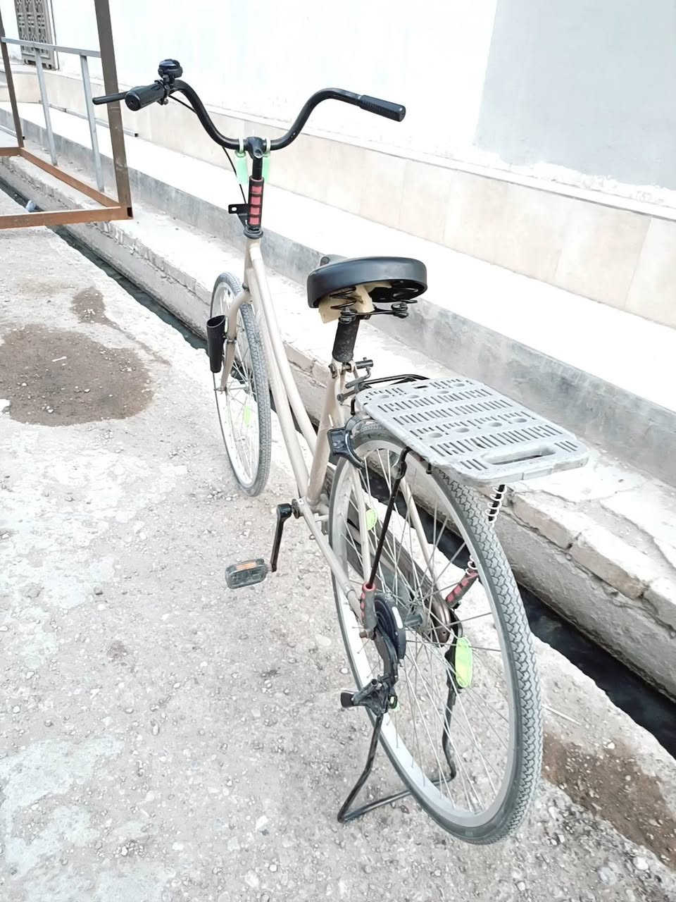 بايسكل بناتي حجم26 موديل 2022بالة مكاني ذي قار قضاء النصر 
السعر 115وبي مجال


**إذا كنت صاحب هذا الإعلان وتريد حذفه لأي سبب، رجاءا أرسل رسالة إلى الدعم الفني**