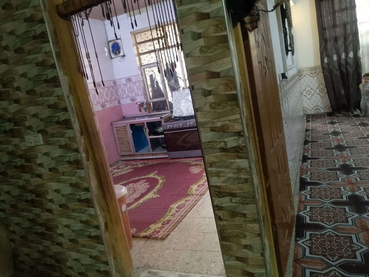 بيت للبيع منطقت بوب شام طابو زراعي لمساحه 200متر قاطين السعر130بي مجال ***********
