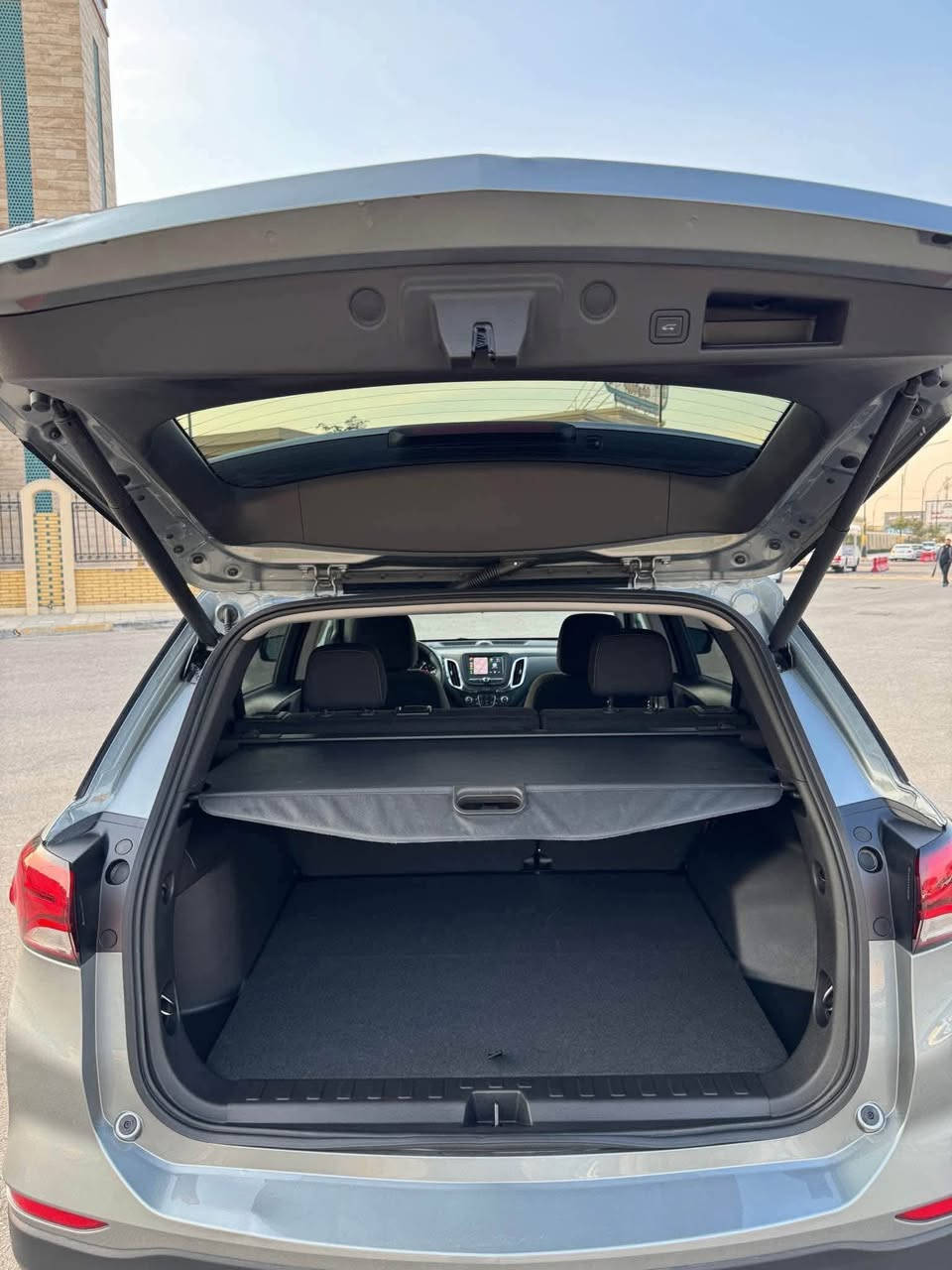 ايكونكس LT  2024
حادثها 
بنيد مبدل مصبوغ وجاملغ بارد وماواصل لاشاصي ولاراديترات) 
رقم بغداد بأسمي 

المواصفات : 
تو ويل  - رادرار - حساسات ٣٦٠ امامي خلفي وجانبي - صندوق كهرباء - تشغيل عن بعد -  اوتو بريك - تحديد مسار (القياده الذاتيه ) - نقاط عمياء - تدفئة كشنات - مناخ منفصل - اوتو ستوب - تبريد قطعتين - حساسات خلفية + امامية - داتا شو - بصمة تشغيل + ابواب + صندوك - كشن كهرباء - قفل تلقائي - اضاءة العالي اوتو - سايد بريك بصمة - كروز سرعة - تحكمات ستيرن اربع اتجاهات - كار بلي واندرويد وايرلس - وبعد بيها هواي مواصفات ..

‏‎السيارة جديدة بمعنى الكلمة وبالواقع بعد احلى جاهزة بدون اي نقص واي گلوب مامشتغل بالدشبول والنظافة ١٠٠٪؜   
لونها مميز رمادي  اجه بال24 
السعر 188 وبيها مجال بسيط 
مكاني كربلاء  
*********** كربلاء, العراق
