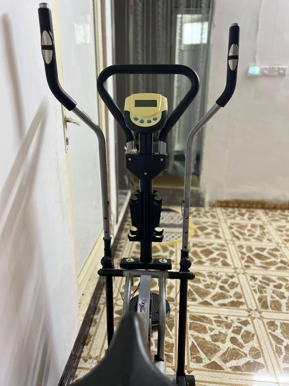 سلام عليكم
بايسكل الرياضي للبيع استفسار للسعر للخاص


**إذا كنت صاحب هذا الإعلان وتريد حذفه لأي سبب، رجاءا أرسل رسالة إلى الدعم الفني**