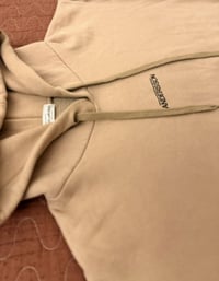 هودي • مقاس M • غير مستخدم