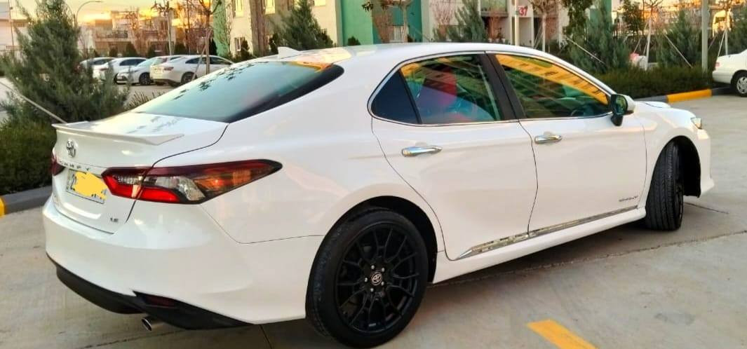 بسم الله  تويوتا كامري ٢٠٢٣
ورد امريكي 
مواصفات eL  ماشيه 49 ميل حقيقي  كير محرك صدر تبريد تدفئه كهربائيات  مكفول بدون هايبرد   
٤سلندر حجم ٢.٥لتر تنفس طبيعي قبغ محرك مفتوح 

السيارة بيه اربع قطع  شبر بيه صبخ   
السيارة كلش حلوة
رقم الشاصي مع الصور موجود بل منشور 
السيارة رقم سليماني بسمي سنوي رقم جديد لحد 2030

 سعر(163ورقه ) سعر كلش جوو سوق

مكان السيارة سليماني 
***********  رجا اذا موشراي لاتكسر حلال ناس مع احترماتي
