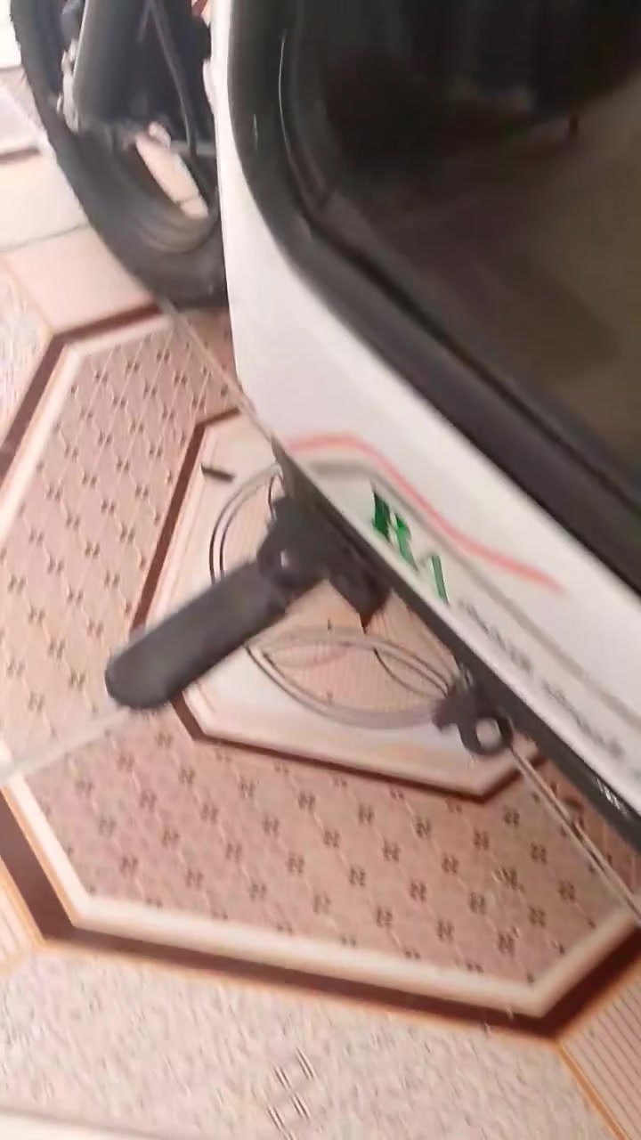 بايسكل شحن للبيع عدد2شغالات جاهزات بعقوبة التحرير الاتصال ***********السعر300بيهه مجال
