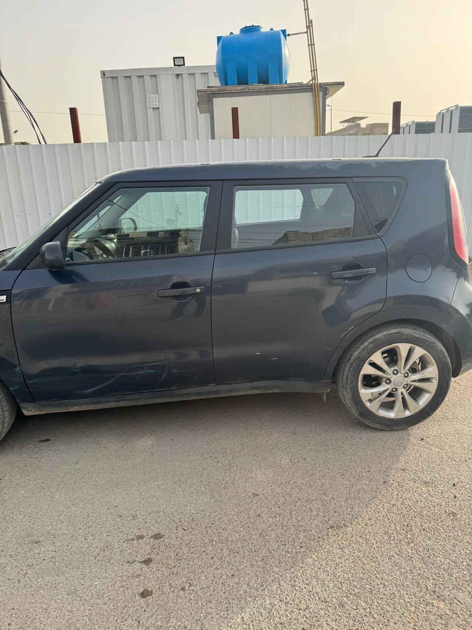 سول وارد امريكي موديل 2015 حبري الحادث كما موضح في الصورة
بيها صبغ بنيد وجاملغ والباب الايمن وبيها جراد بالصبغ بمكانات وبيها ايرباك درگة ودشبول وبردة مكفولة لغد وشاصي
 والضربة جانبية بالجاملغ الامامي الايمن كما موضح بالصورة، وتوجد 10 صور اضافية عن الحادث مالـ امريكا
 محرك (2000 GDI) وماشية (77400 ألف ميل)
على ايدي من سنة 2017 سيارة ما ناقصها شي قبل اسبوع سويتلها صدر كامل مع تبديل دسكات والتبريد شغال
السعر 108 ورقة وبيه مجال قليل
المكان بغداد المشتل
الرقم *********** (واتساب)
