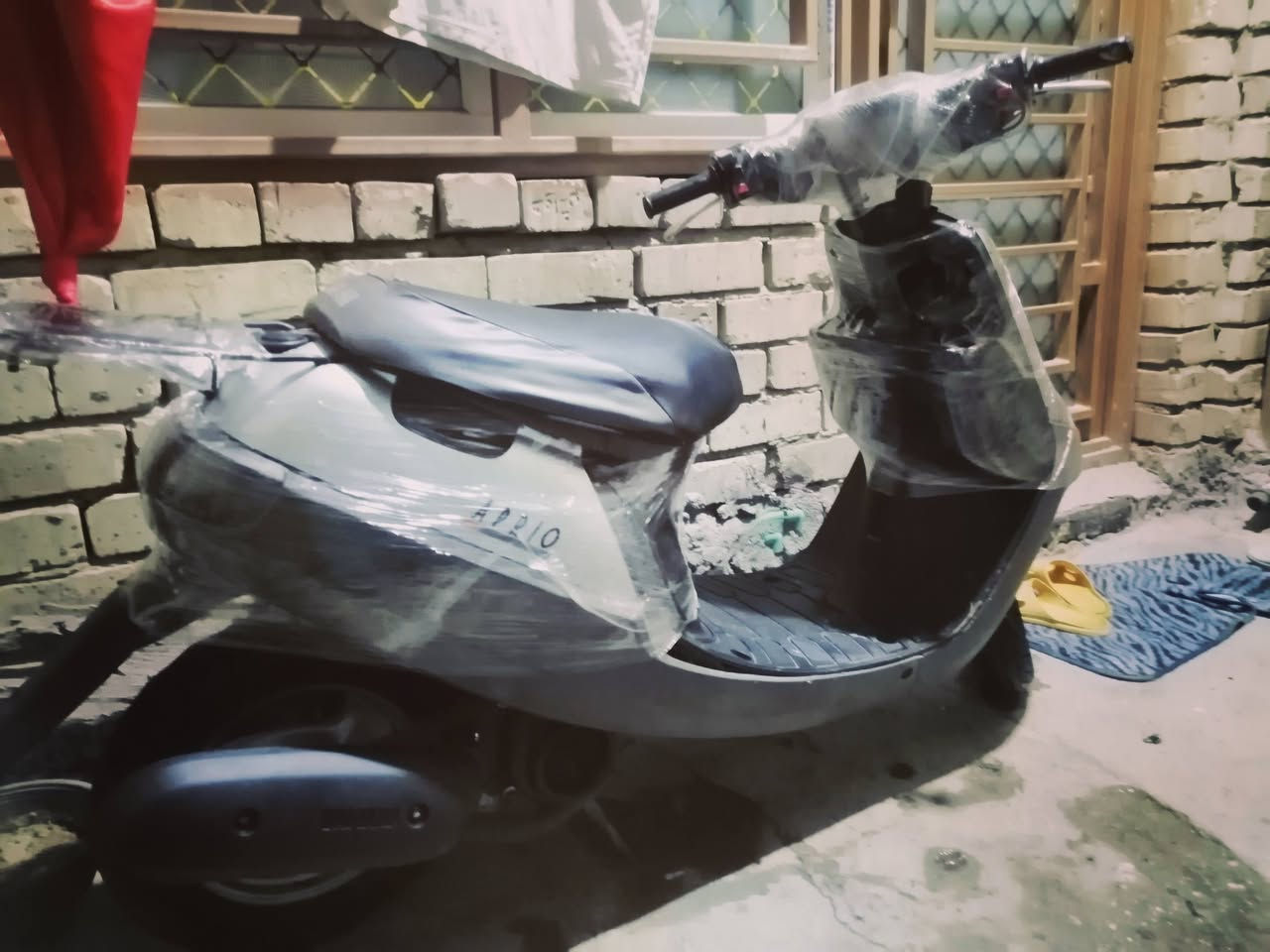 السلام عليكم دراجة🏍️  للبيع بطة مديل 99 دراجة نضيفة شوفت عين فقط كهربأيت لايت💡  أمامي وخلفي تبديل عنوان كربلاء قرب مستشفى الكفيل سعر 300💲  وبيهة مجال تواصل خاص 🌹


**إذا كنت صاحب هذا الإعلان وتريد حذفه لأي سبب، رجاءا أرسل رسالة إلى الدعم الفني**