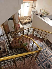 🏡 بيت فخم بتصميم فريد للبيع في حي الجهاد الموقع: بغداد - حي الجهاد (طا...