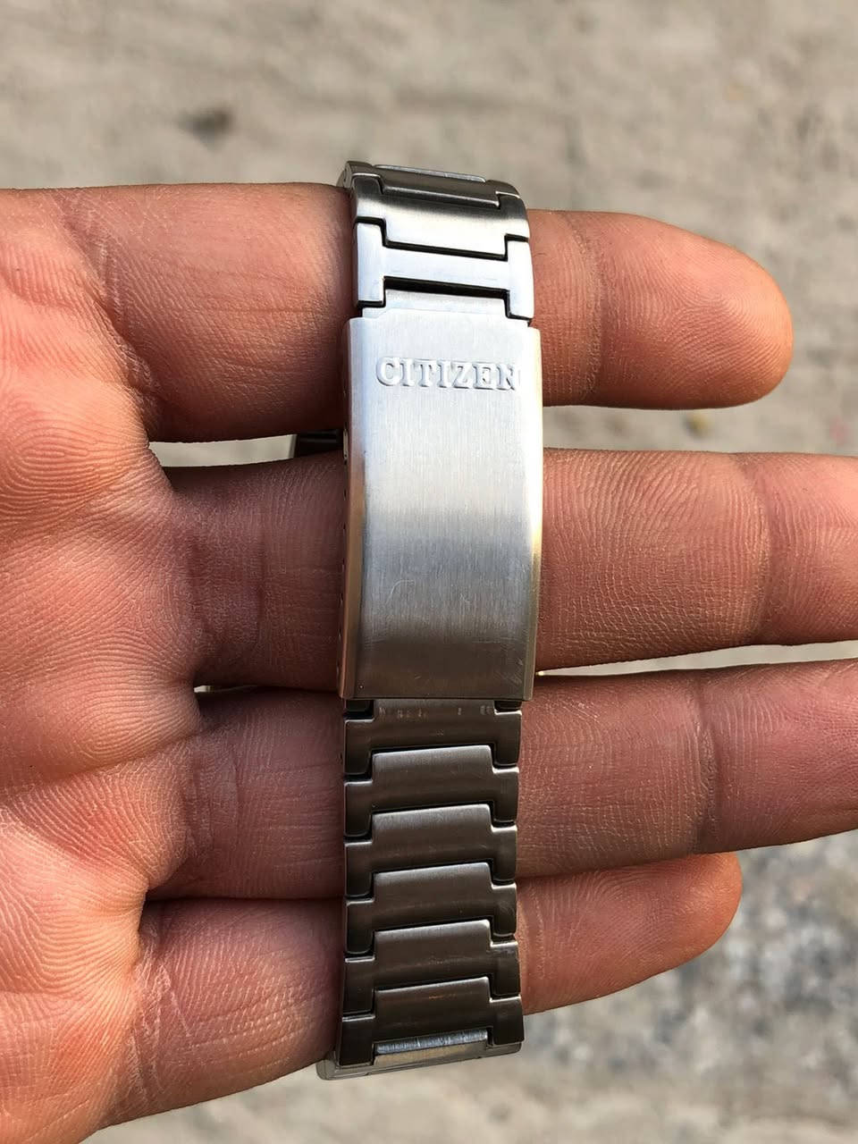 السلام عليكم 
ستيزن ياباني اورجنال كرونوغراف
 نافذه تاريخ يومي واسبوعي القطر 38
اوتماتيك ستوب وج راس ثور
موديل ثمانينات بلادي نظيفه جدا 
السعر 325 دولار 
يوجد توصيل


**إذا كنت صاحب هذا الإعلان وتريد حذفه لأي سبب، رجاءا أرسل رسالة إلى الدعم الفني**