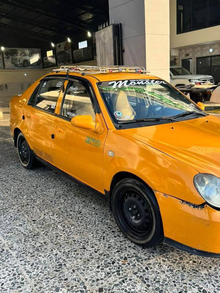 سي كي موديل ٢٠١٢ 
كير ومحرك شرط محرك كورلا بور جديد تدفئة شغالة سيارة جاهزة للشغل كوبون بانزين رقم بغداد صدامي شرط التحويل الشرعي بالموصل غرامات صفر هيئة ٤٠٠ الف عالمشتري 
السعر ٢٧$ وبيها مجال بسيط 
***********
***********
