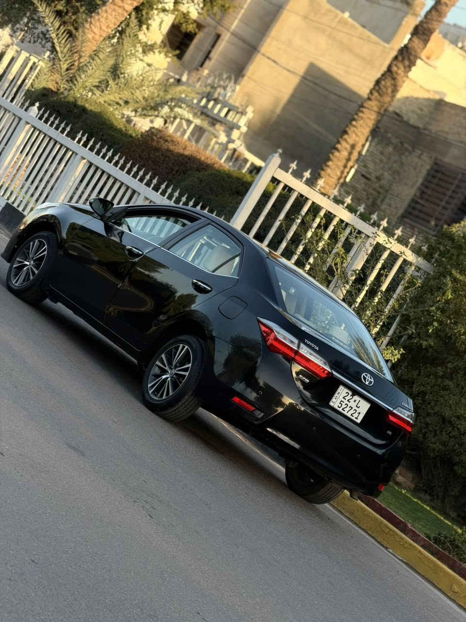 كورلا 2019 خليجي 
كفاله من الصبغ 
رقم اربيل تحويل مباشر 
محرك 2000
ماشيه 98 الف 
بارد فقط جاملغ خلفي بسيط وطخه بسيطه بطرف باب السائق وسونار موضح 
وشخوط بسيطه  
فول عده فتحه 
بصمه تشغيل وابواب 
حساس خلفي
شاشه وكامره 
فول تحكمات 
نضام سبورت 
دشبول ليزري
داخل جلد ابيض 
السعر 140$$
مكان السياره بغداد حي الجامعه 
☎️ ***********
