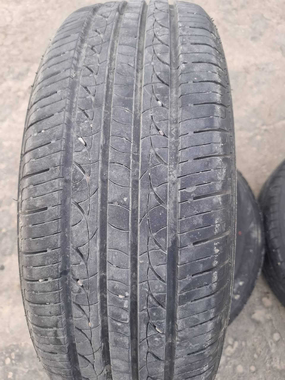 السلام عليكم ورحمة الله وبركاته 
تايرات النترا  نضافه 80 بل 100
عنوان بغداد بسماية السعر 80 وبيهن مجال 
***********
