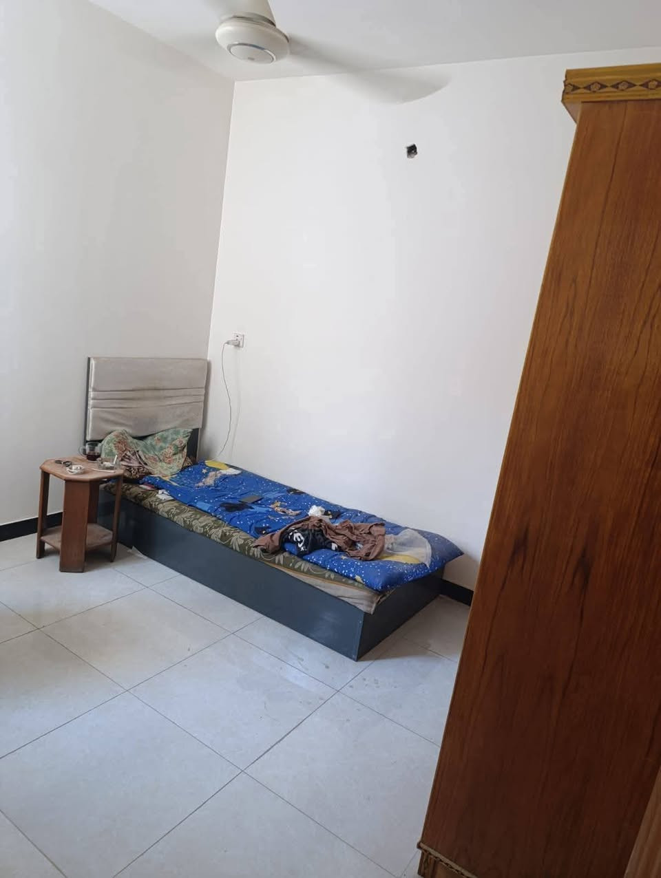 عرض رقم (1)
سلام عليكم يوجد بيت للبيع المساحه ٥٣م واجه ٤ في منطقة حي الزهور المنصور خلف السفاره التونسيه جديد بناء ٢٠٢٤ طابقين يحتوي الارضي عل صاله مطبخ وغرفه وصحيات وطابق اول غرفتين نوم وصحيات وسطح 
عرض رقم (2)وتوجد بيت بااعتبار قطعه ارض المساحه ٢٢٠م واجهه ١٠م يباع كامل او نصف للاستفسار الاتصال على الرقم *********** او *********** مكتب اليقين الصوره للبيت٥٣🔍🔍🔍
