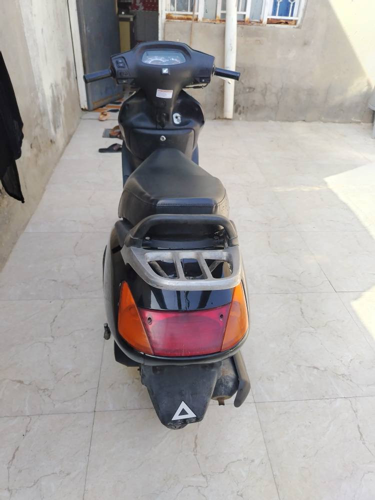 سبيسي ياباني اصلي سرعه ١٠٠ دراجه كلها بلاد مكينه خرسه برغي مامفتوح بيها مكفوله كهربائيات كلها شغاله اوراق الشراي يتصل *********** عمارة, ميسان
