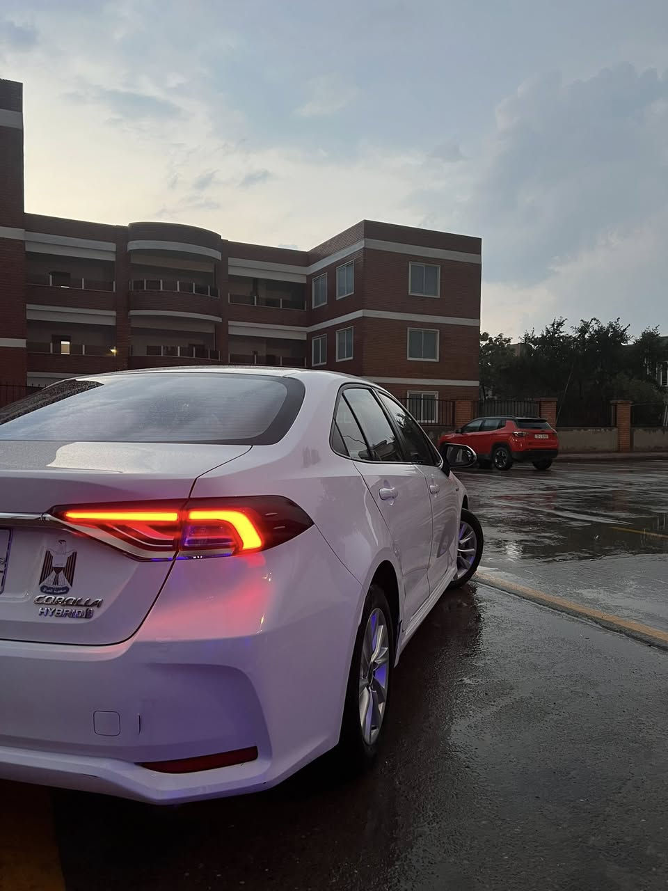 السـلام عـلـيكـم
كورلا هايبرد خليـجي 2023
الـســعر 137 ورقـة 
علامـة زركـة 💙داخـل جـملي 🤎أصـل ( الوجبات الاولى)
ماشـية 64 الف كيلو 
مواصفـات معروفة ( فتحة ، بصمه ، رادارات ….)
نضافة السيارة واضحة الصور تحـكم كفالـة عدى بارد صغير بلچاملغ الأيمن بدون صبغ بدون فتح فقط سحب 
للأستفسار/ ***********
