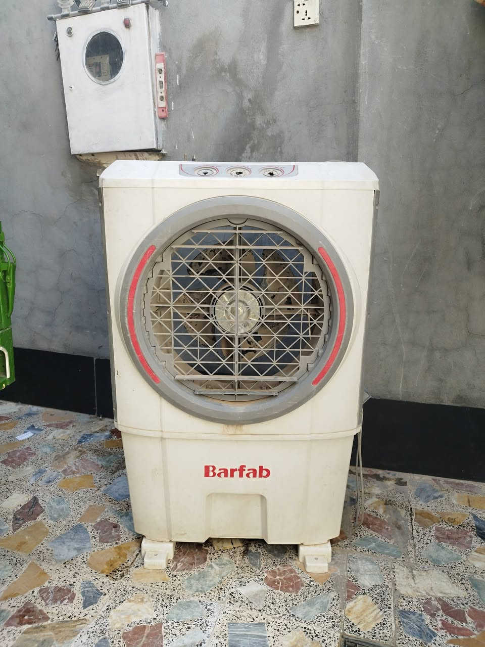 السلام عليكم
كمفيره للبيع شغاله شرط الشغل السعر 70


**إذا كنت صاحب هذا الإعلان وتريد حذفه لأي سبب، رجاءا أرسل رسالة إلى الدعم الفني**