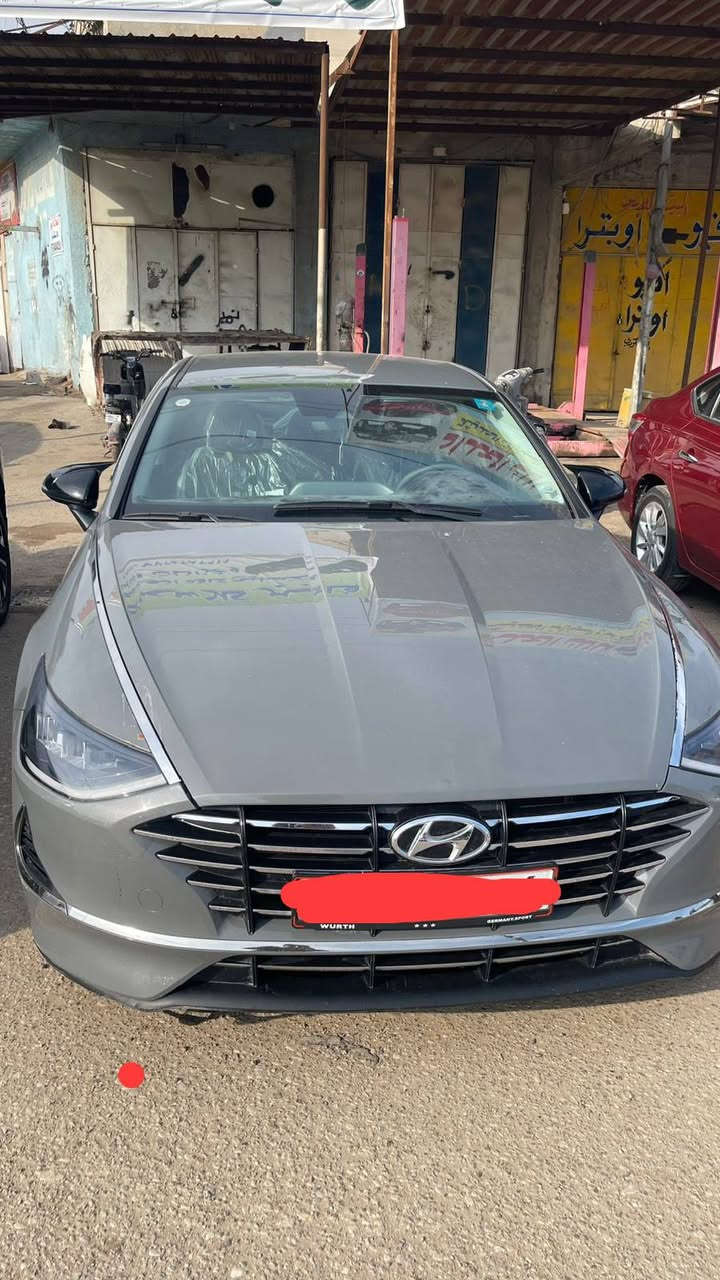 سوناته واردامريكي موديل 2023
صورالحادث موجوده داخل الصور
حادث بس بنيدامبدل بيها فقط 
للاأستفسار***********
