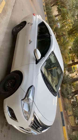 السلام عليكم 
نيسان سني 2025 

ماشية 28 الف 

رقم اربيل سنوية بأسمي 

٤ جام كهرباء ، تحكمات ستيرن ، شاشة ، تبريد قطعتين 

السعر 122 قفل 

*********** 

بغداد المنصور
