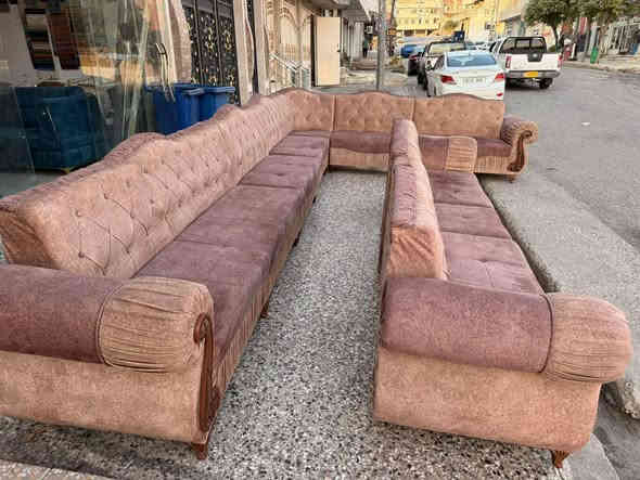 ديوان ١٨ نفر سعر ٣٥٠ شغل موصل كولش نضيف ازرق  ١٧٥  مكان دهوك  ***********
