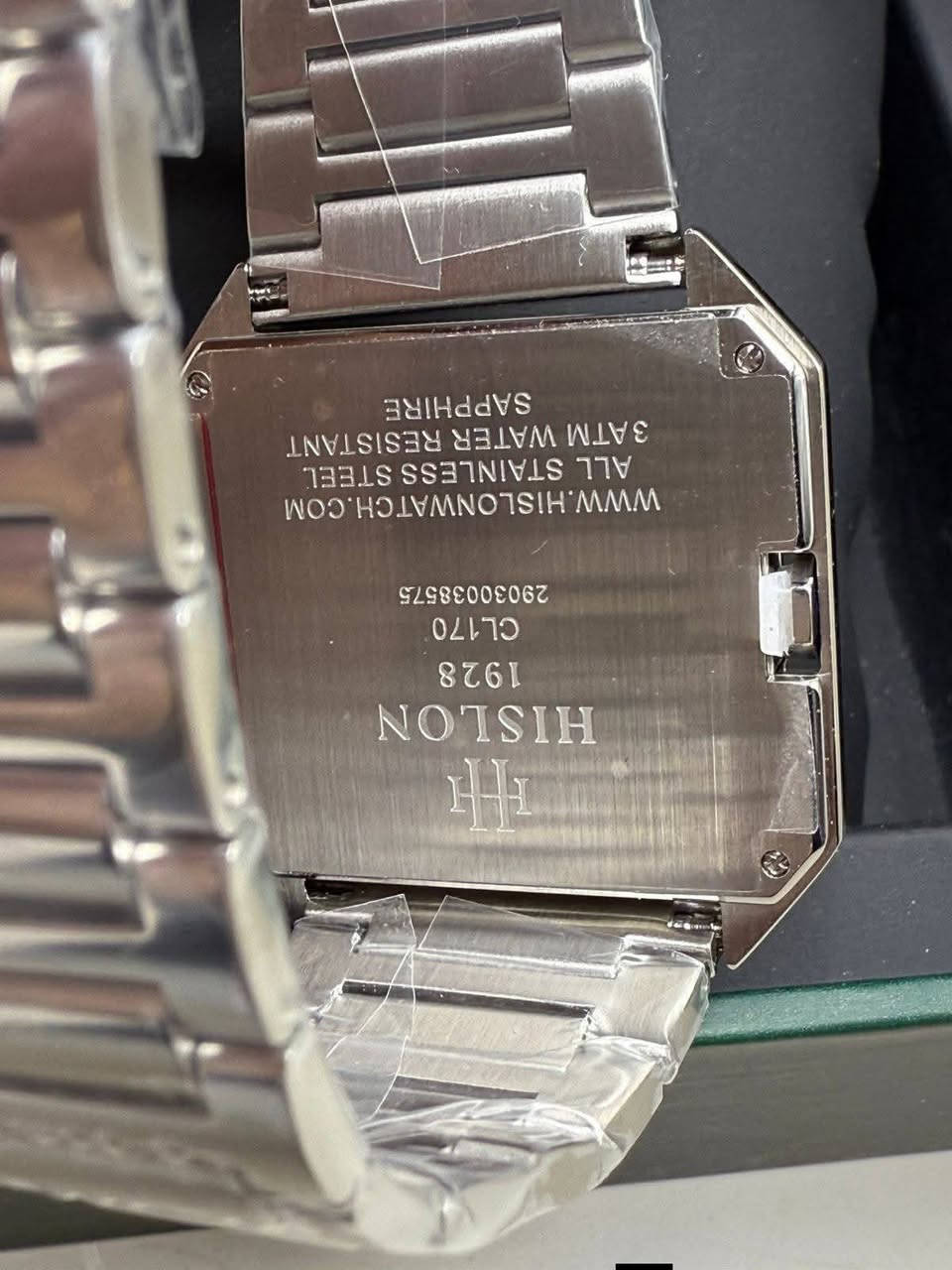 هسلون الانيقه بميناء مميزة

فتح الباب 55 دولار والرفعه 5 دولار

زجاج زفير 
ستانلس ستيل 
مقاومه للماء 
لامنوس مع منفذ تاريخ 
قفل فراشة 

متوفر توصيل كافة محافظات العراق العزيز .


**إذا كنت صاحب هذا الإعلان وتريد حذفه لأي سبب، رجاءا أرسل رسالة إلى الدعم الفني**