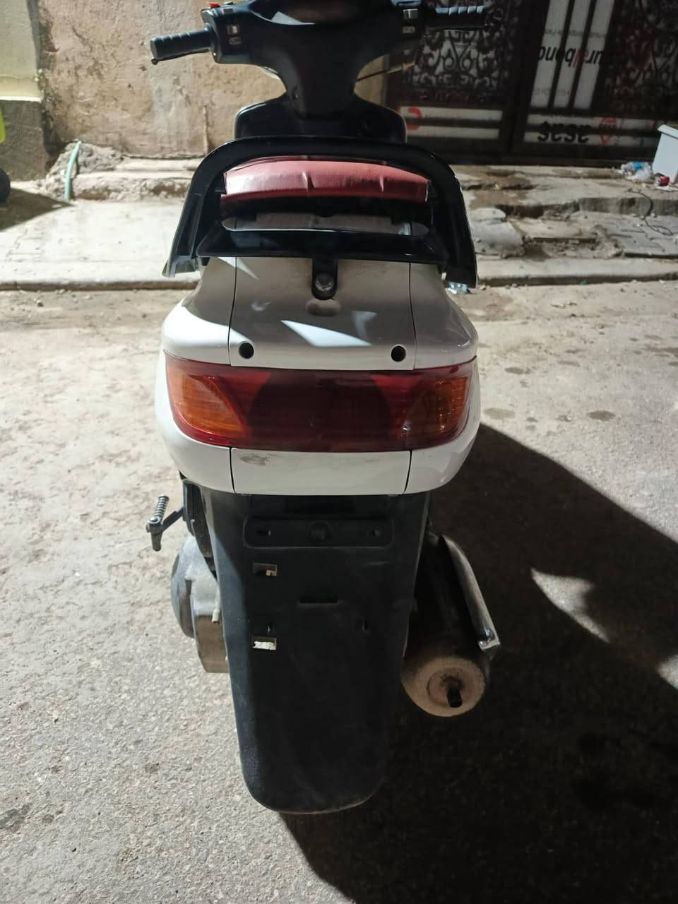 فراشه فحل للبيع مكينه لاتبخر ولاتتقص مامفتوحه سلف هندر لايت اشاير جكات كله تمام سعره 325 نجف حي الغري ***********
