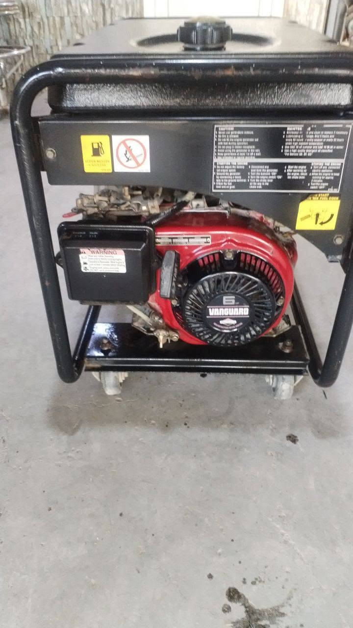 مولد أكصى ياباني أصل (3.5 KVA) للبيع ⚡️
الحجم والقدرة: 3.5 كي في (يجهز 14 أمبير صافي).
​الحالة: نظيفة جداً، مال بيت (لا مجفتة ولا مصلحة، على وضع الشركاة).
​المواصفات: تشغيل هندر (بكرة سحب) بدون سلف.
​الضمان: بشرط الفحص والتشغيل والتجربة قبل الشراء.
​💰 السعر: 300 ألف دينار (وبي مجال للشراي الجاد).
📍 المكان: بغداد - التاجي / قرية عواد.
​📲 للتواصل والاستفسار (اتصال أو واتساب):
‏‪***********‬‏
