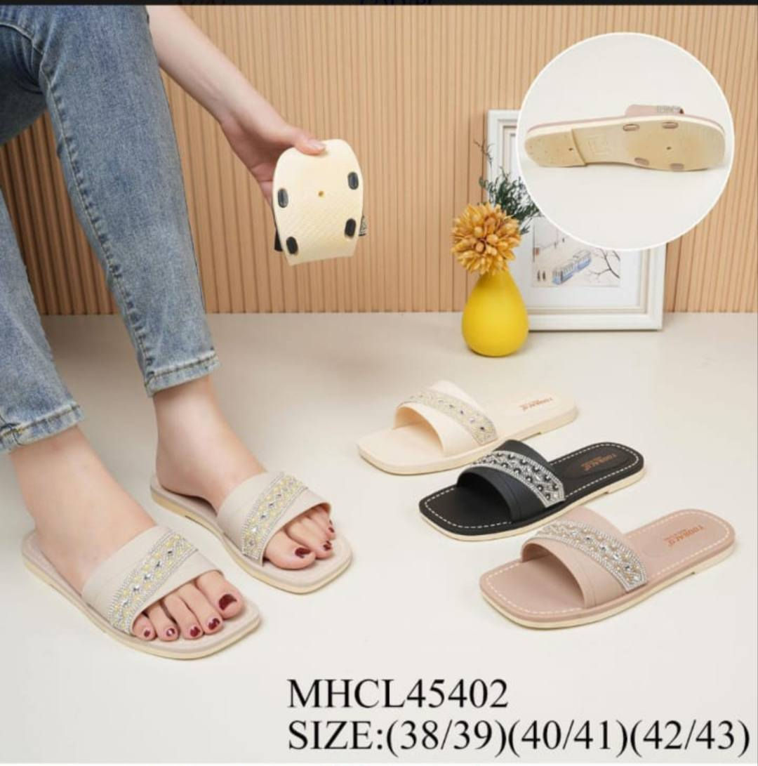 عندي نعالات نسائية وشبابية واطفال درازن كاملة ممفتوحة ابيع كل الكمية اكثر من 300 قطعة 27 درزن اللي يريدهن يتواصل اكرر بضاعة جديدة وممفتوحة


**إذا كنت صاحب هذا الإعلان وتريد حذفه لأي سبب، رجاءا أرسل رسالة إلى الدعم الفني**