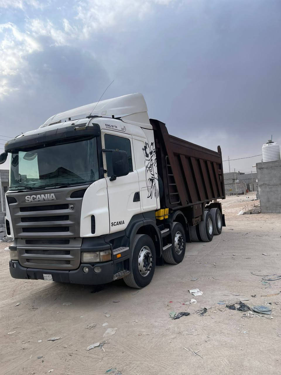 السلام عليكم   سياره عكرب بلادي منافيس ٢٠١٠ مكينه ٤٢٠ انجكسن كير  ١٠٠٠  كلج اوتماتيك  مجموعه ورده تخم تاير  جديده  كل نقص مابيها عنوان بصره  ***********
