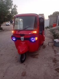 بياجو موديل 18شدلها مكينه تي في اس كامله وراق 7كامله اصليه 07818812767...