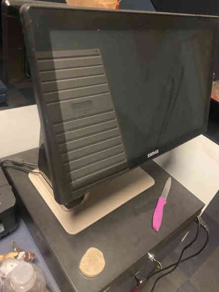 كاشير دبل شاشه كوري اصلي  نظام الوافي 500 الف  كامل مع الطابعه وصندوق نقود 
***********
