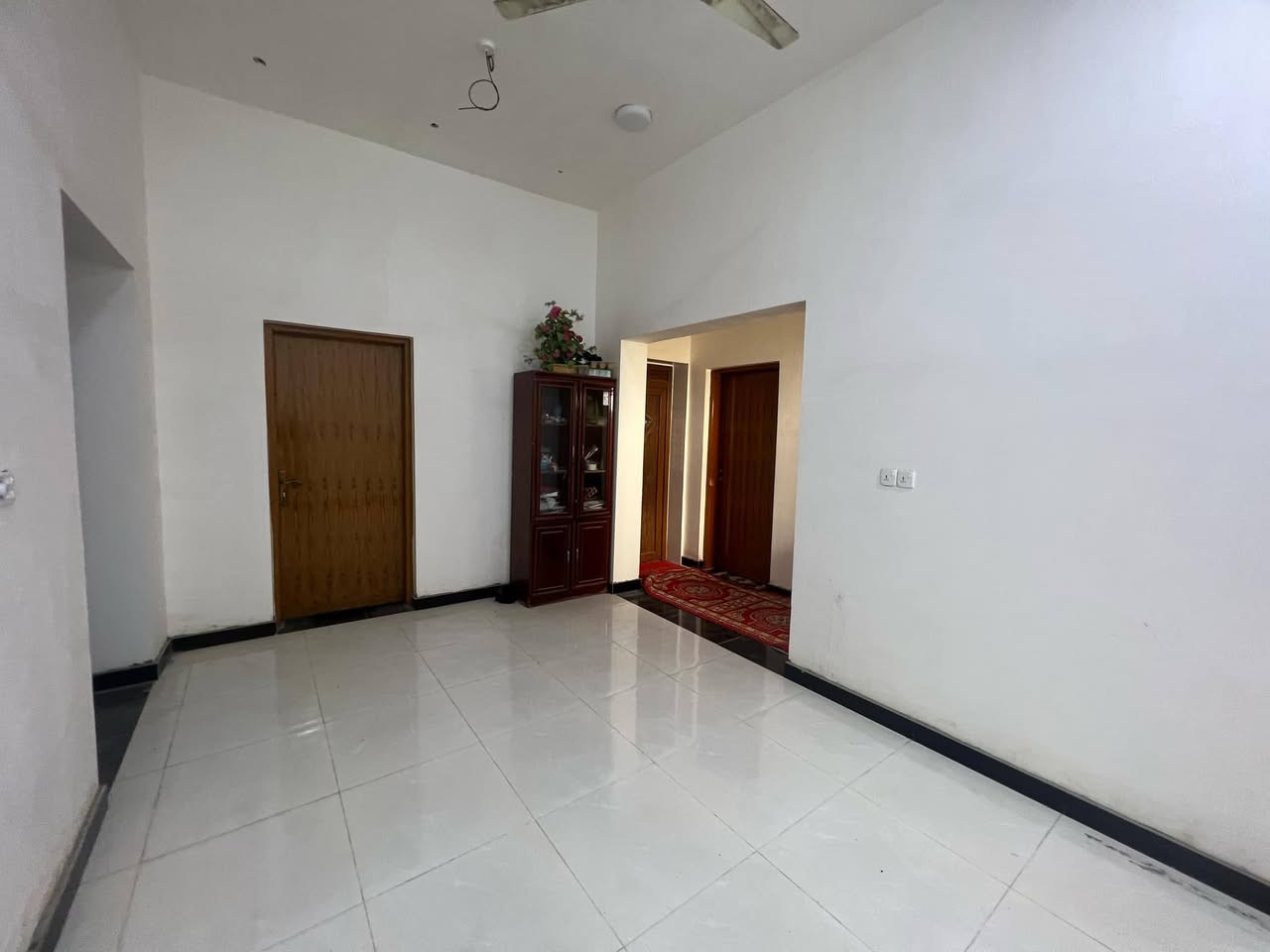 بيت للبيع الشراي احوله الراعيه مباشر
المساحة / 200 متر 
الطابو / طابو صرف زراعي
بناء طابوك شخصي  
طابق واحد يحتوي على كراج وحديقة ومطبخ وغرف منام عدد 2 وصالة وديوانية وصحيات داخلية وخارجية ومناور عدد 2 
العنوان / البصرة /  شط العرب / الجزيرة / اليوبه.  قرب محمود شبر يبعد خمسين متر عن الشارع العام
 السعر/  125 مليون وبي مجال
باقي التفاصيل عبر الخاص او واتساب فقط
***********
