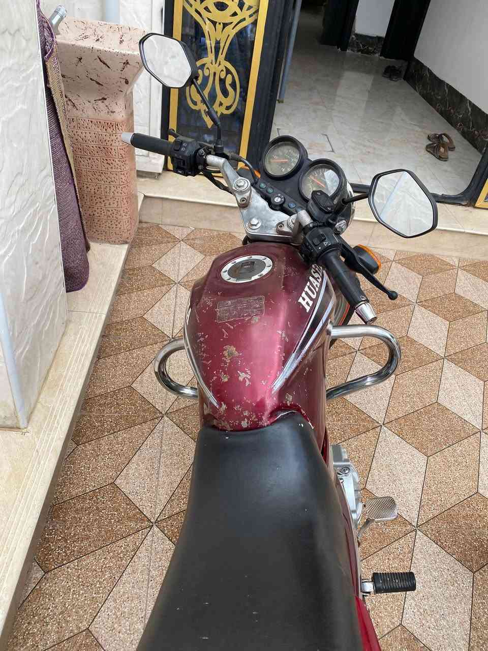 ماطور هيوشة موديل ١٧ مكفول للبيع سعر ٦٥٠ وبيه مجال      ***********
