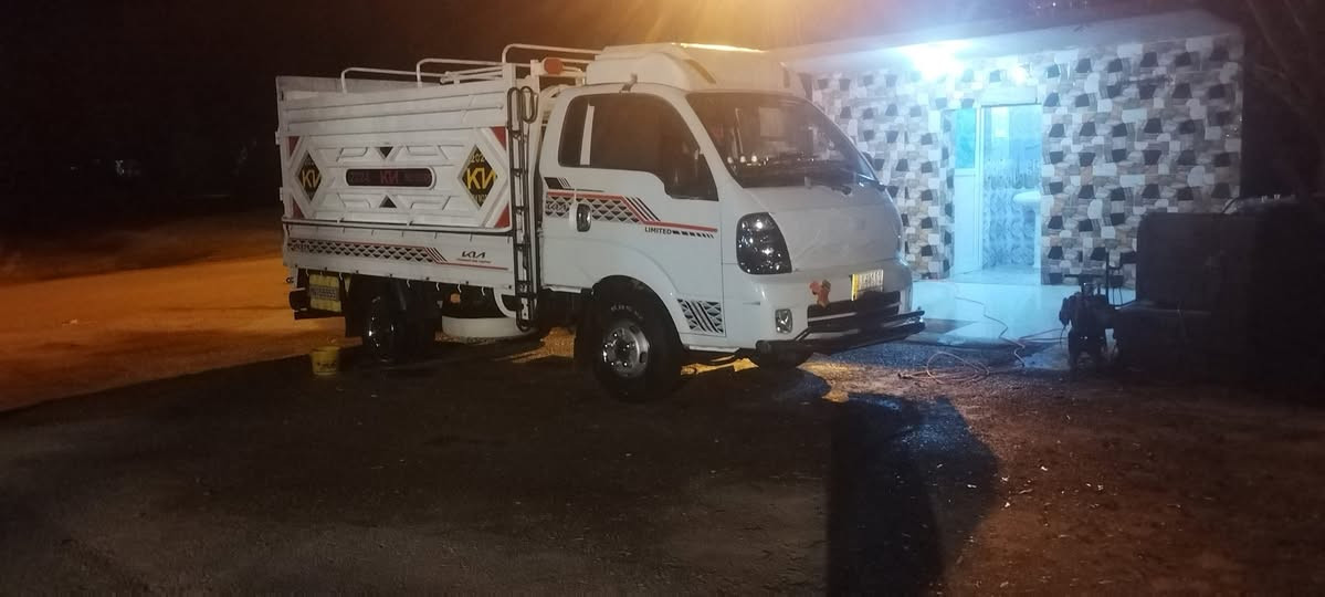 سلام عليكم كيه فحل 2018مكفلو كفاله عامه رقم واسط كير اكسن شاصي محرك مكفولات السياره بدون محجر وكاسحه السعر 147وبيه مجال مكان السياره واسط الحي لستفسار ***********
