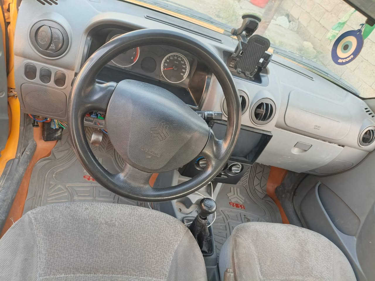 سلام عليكم سياره سايبه ١٨للبيع رقم جديد سياره جاهزه خير من الله ماعده تنقيص بصيط السعر ٣٨ وبيهه حك جيه          ***********
