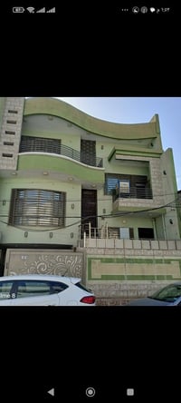 دار طابقين • ٢٠٠م • مصمم لعائلتين