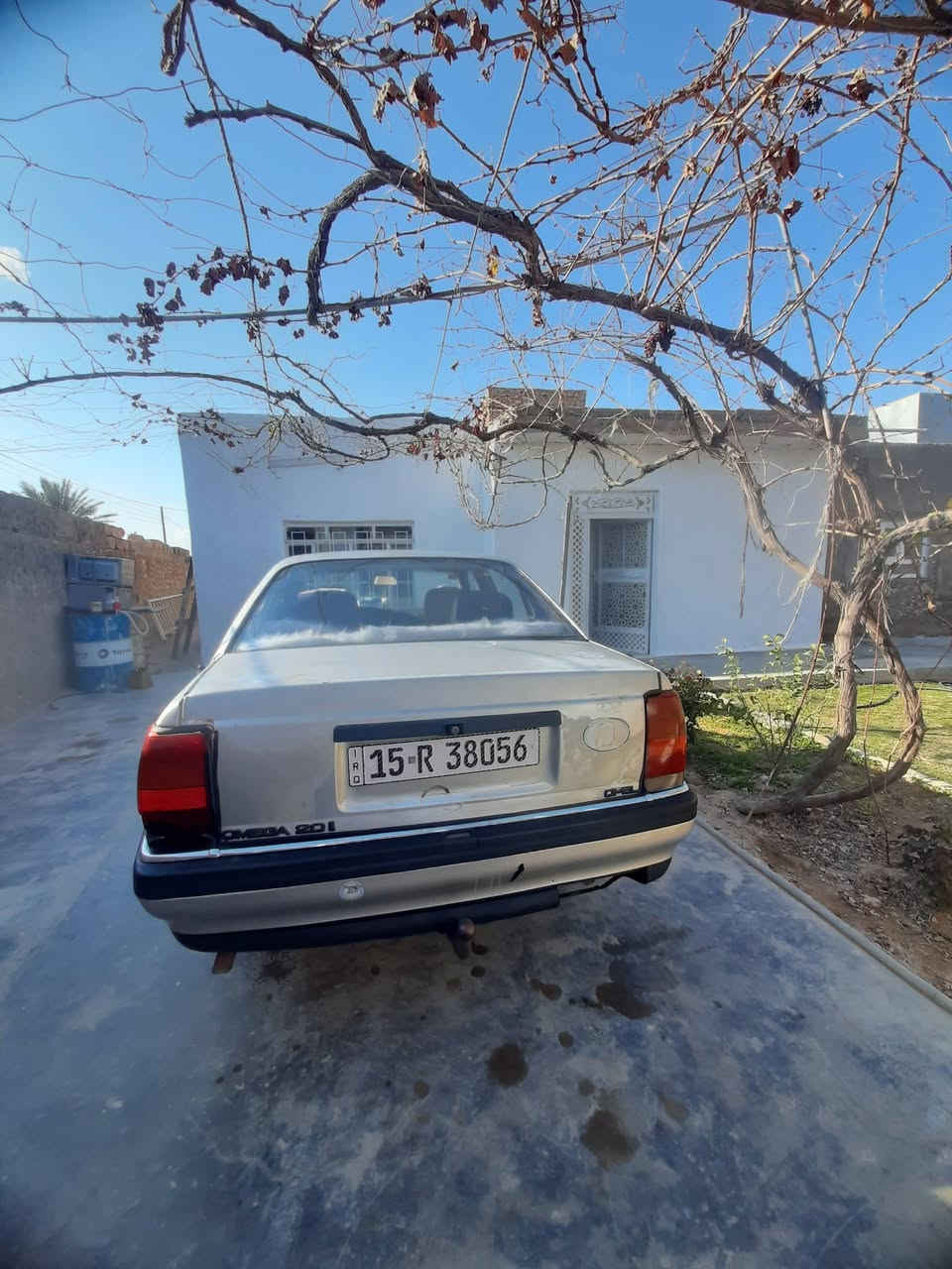 السلام عليكم  للبيع او مراوس اوبل اوميكا موديل 92 كير ومحرك مكفولات بشرط رقمي أنبار جديد شرط التحويل سعر 29 وبيه مجال الاتصال
 ‭٠٧٧٤ ٨٠٦ ٧٧٠٤
دواخل نظيفة اسود 
شواصي بدون خياس
تواير امامي جدد
كهربائياتها كلها شغالة
عدا لخياس بالهلال مثل ما موضح بالصور
