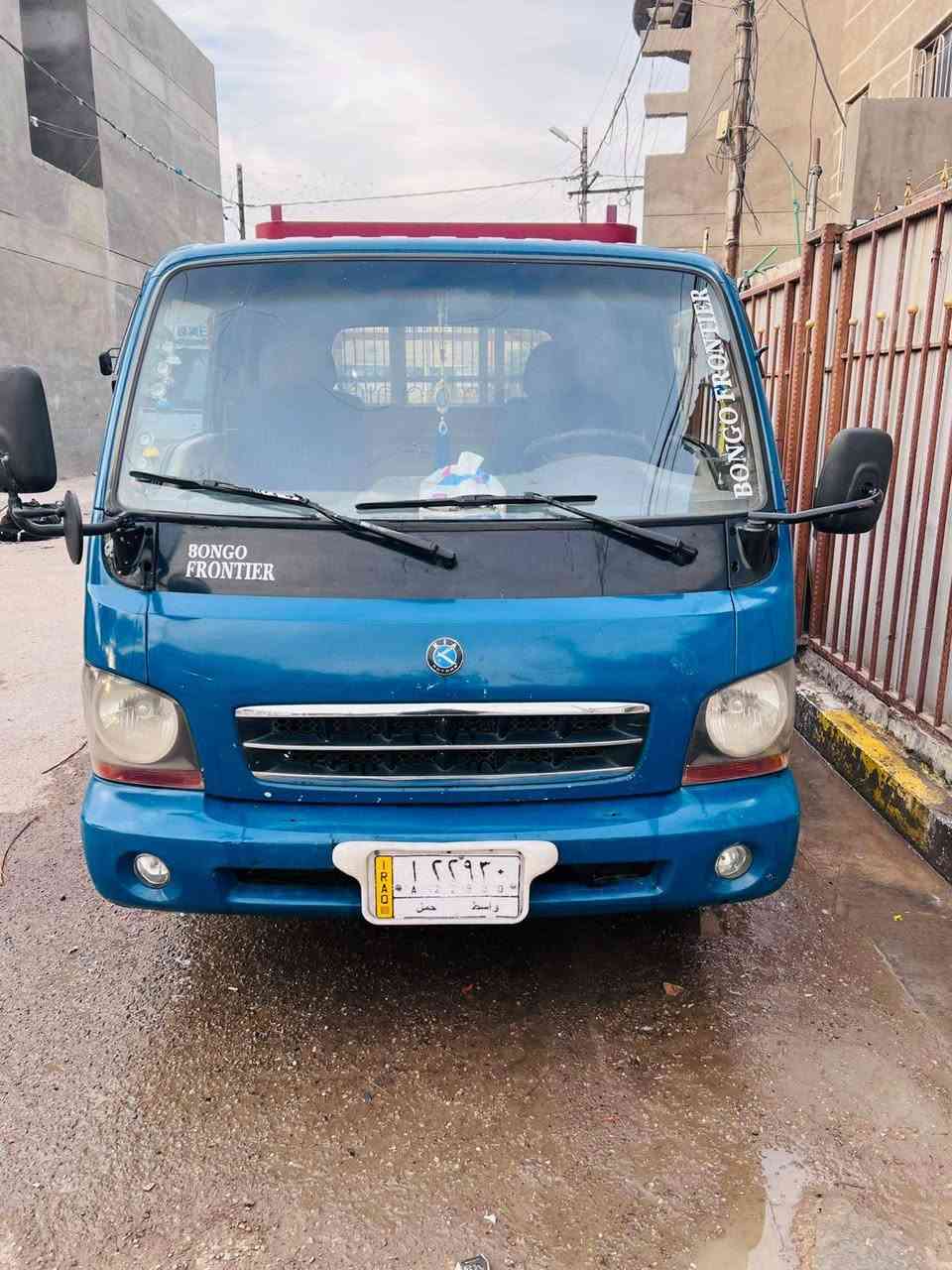 السلام عليكم كيا ام عيون ٢٠٠١ سيارة جاهزة كير محرك لاتنقيص ولاتبخير شاصي رقم شاصي تخم تاير كهربايات كلهة شغالة رقم واسط بسمي الاتصال***********
