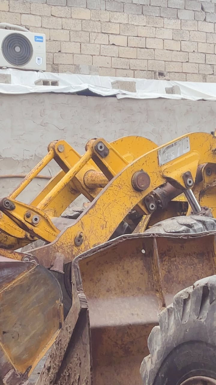 شفل للبيع مديل 81 تركم كير محرك جديد رقم بغداد بريك 4 وياله صدر صينيه فراك كله جديد ***********
