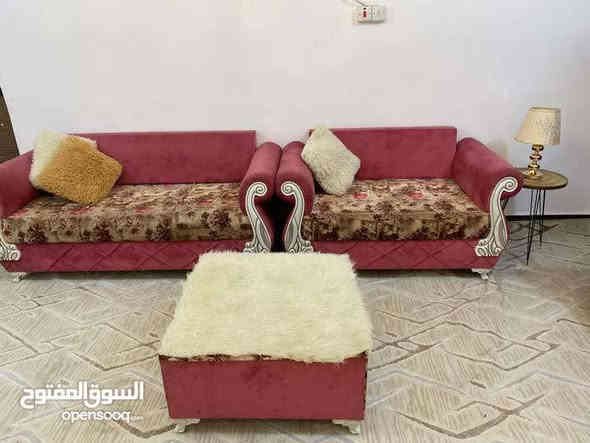 قنفات طخم كامل عشر مقاعد نضيفات السعر 250 وبي مجال 
متواجد على سوق مفتوح و واتساب واتصال على هذه الرقم 
***********
عنواني في البصرة المشراق الجديد
