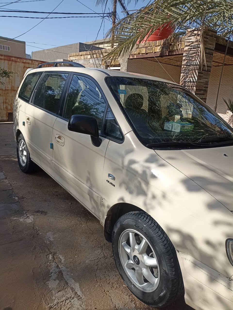 للبيع هونداي تراجيت 2006 محرك كاز…  فول اتماتيك ..تحكمات استيرن. 9 راكب تخم تاير. مكينه وكير كفاله تبريد تدفئه قطعتين تبريد ..بسمي.  مكاني كربلاء السعر 90 ورقه اي نقص مابيهه كهربائيات شركه…… مري شفط…. الاتصال .***********
