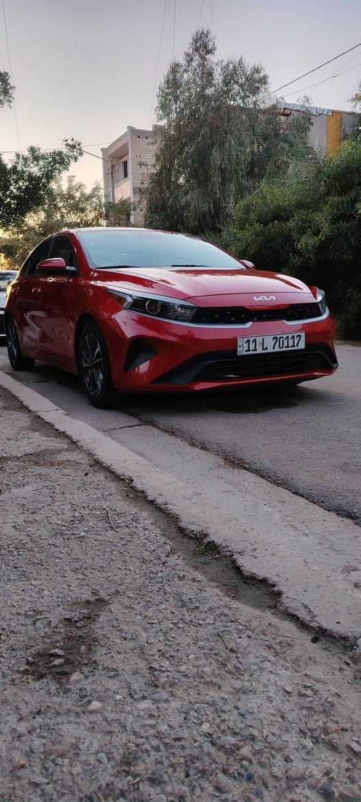 السلام عليكم
كيا فورتي 2022 جديده جدا على وضع شركه 
كير محرك 2000 دوش ممتاز جديد برغي مامفتوح بي
غرفتها جديده
شاشه اعطال. دجتال
3 وضعيات قياده
رادار امامي
سياره جاهزه مابيها اي نقص سعر ١٣٩ ورقه وبيها مجال للطيبين التساهل موجود وتأخذوها من عيوني بغداد قرب ساحه عدن *********** حيدر السعدي
ضرر سياره فقط تبديل صندوق اصلي غير لون + بدنه
