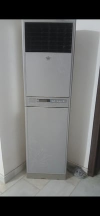 صيانة سبليت • غسيل مكيفات • شحن غاز