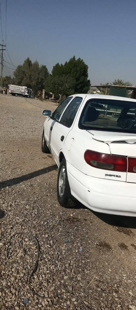 السلام عليكم اخوان كيا سيفا للبيع موديل ٩٥ مكينه مفتوح مصبوغه جماليه كير مكينه مكفول حداديه جديده تخم تاير جديد رقم ديالى السعر ٤٠ وبيهه مجال رقم الهاتف ***********
