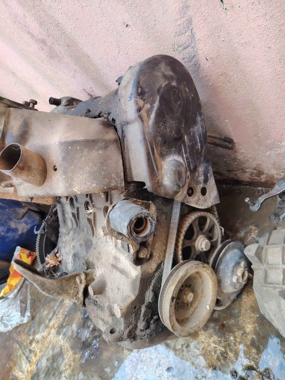 محرك برازيلي  ٦.٠ حجم فحم صرف للبيع السعر٥٠. الف العنوان موصل حي الحدباء قرب الشقق
***********
***********
